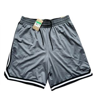 Nike DNA Dri Fit 8” UV Woven Basketball shorts size men’s XL gray/black NWT